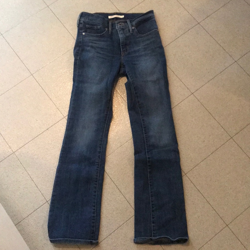 Levi Jeans - Picture 3 of 4
